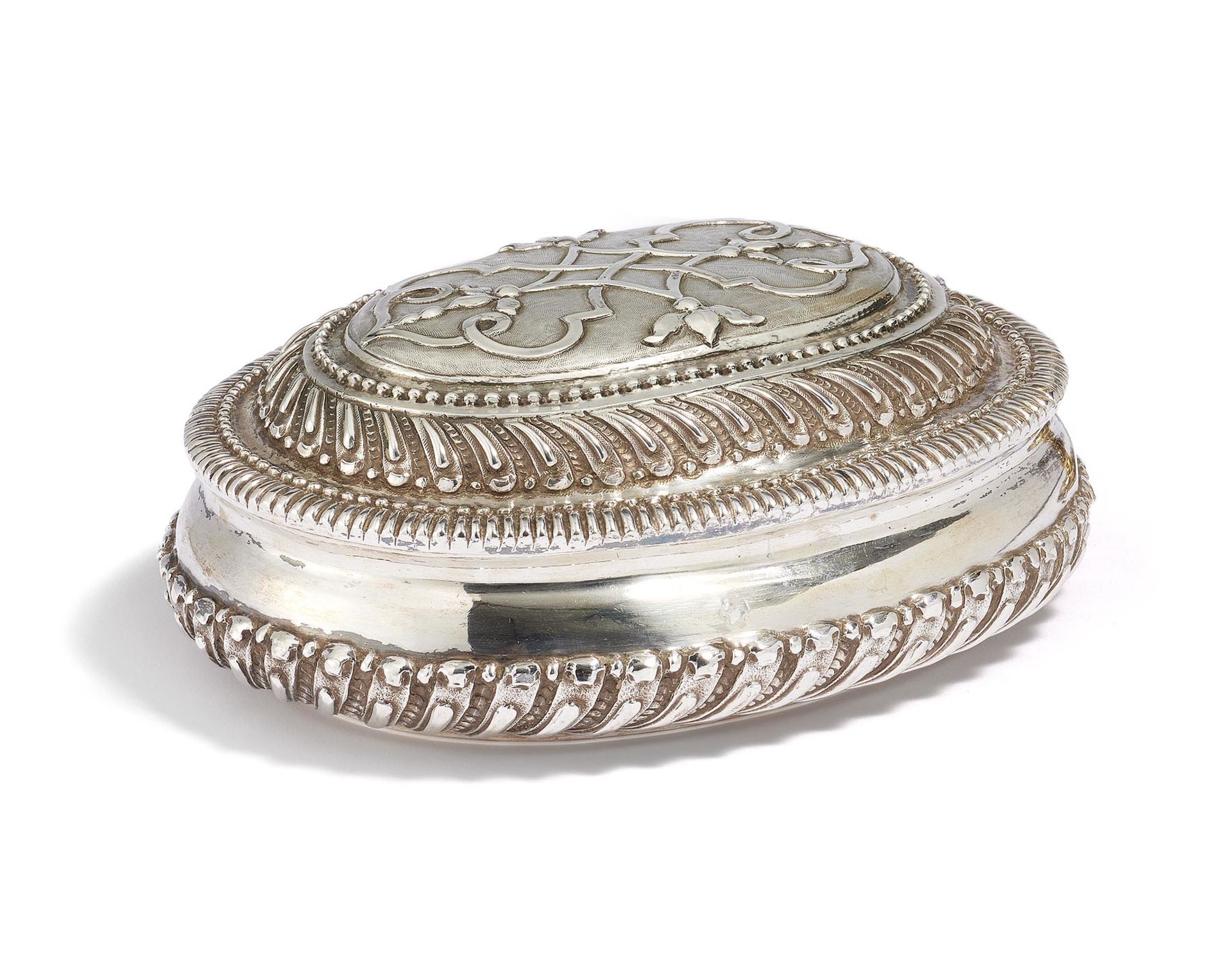 Johannes I Treffler: VERY LARGE OVAL SILVER RÉGENCE BOX WITH STRAP WORK