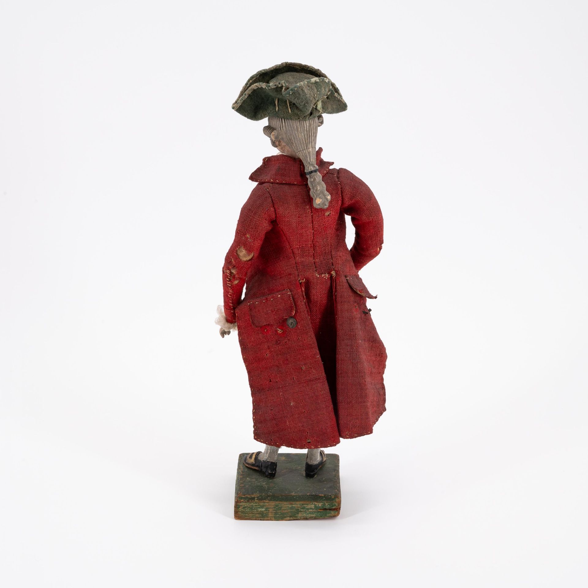 MODEL FIGURINE OF A GALLANT GENTLEMAN MADE OF WOOD, WOOL, VELVET, SILK, GOLDEN TRIMMINGS AND SILVER - Image 3 of 5