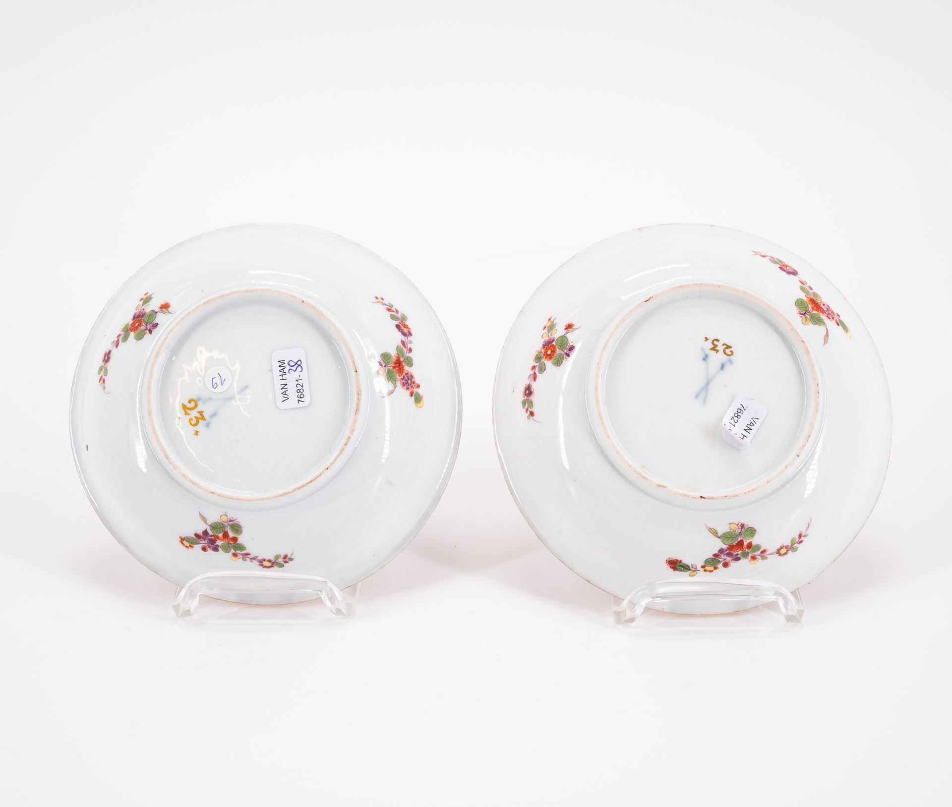 Meissen: PAIR OF PORCELAIN TEA BOWLS AND SAUCERS WITH MERCHANT NAVY SCENES - Image 8 of 8