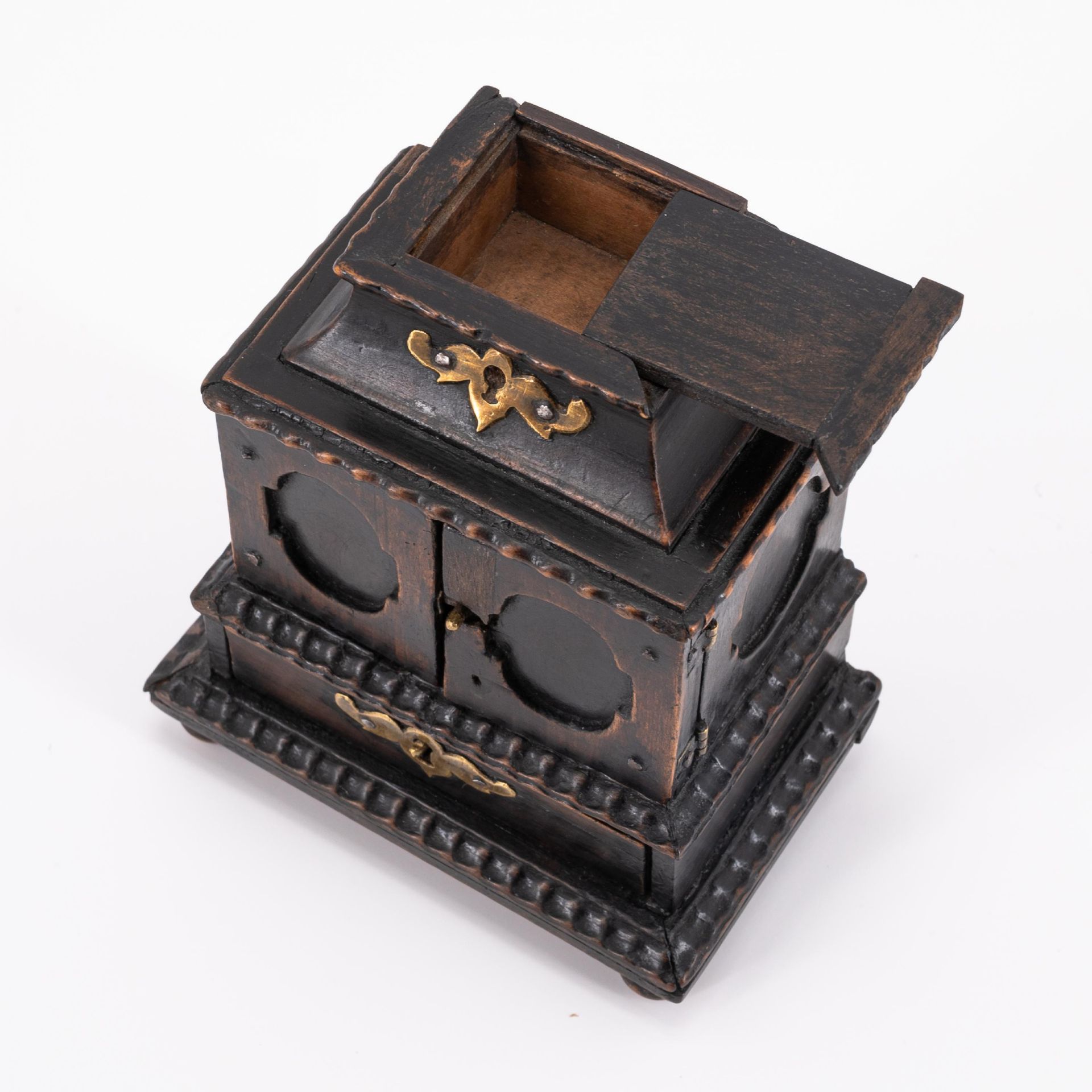 South Germany: MINIATURE FRUITWOOD CABINET ON CHEST - Image 7 of 11