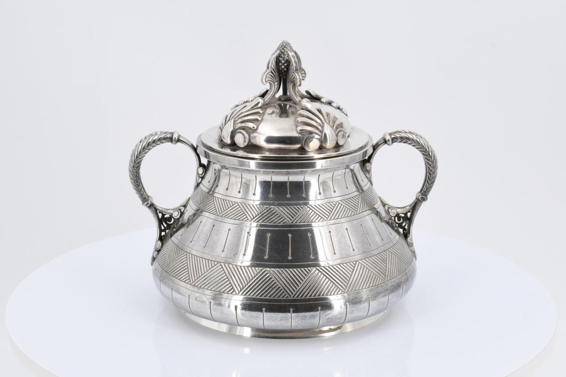 Émile Froment-Meurice: SILVER COFFEE AND TEA SERVICE IN ORIENTAL STYLE - Image 8 of 25