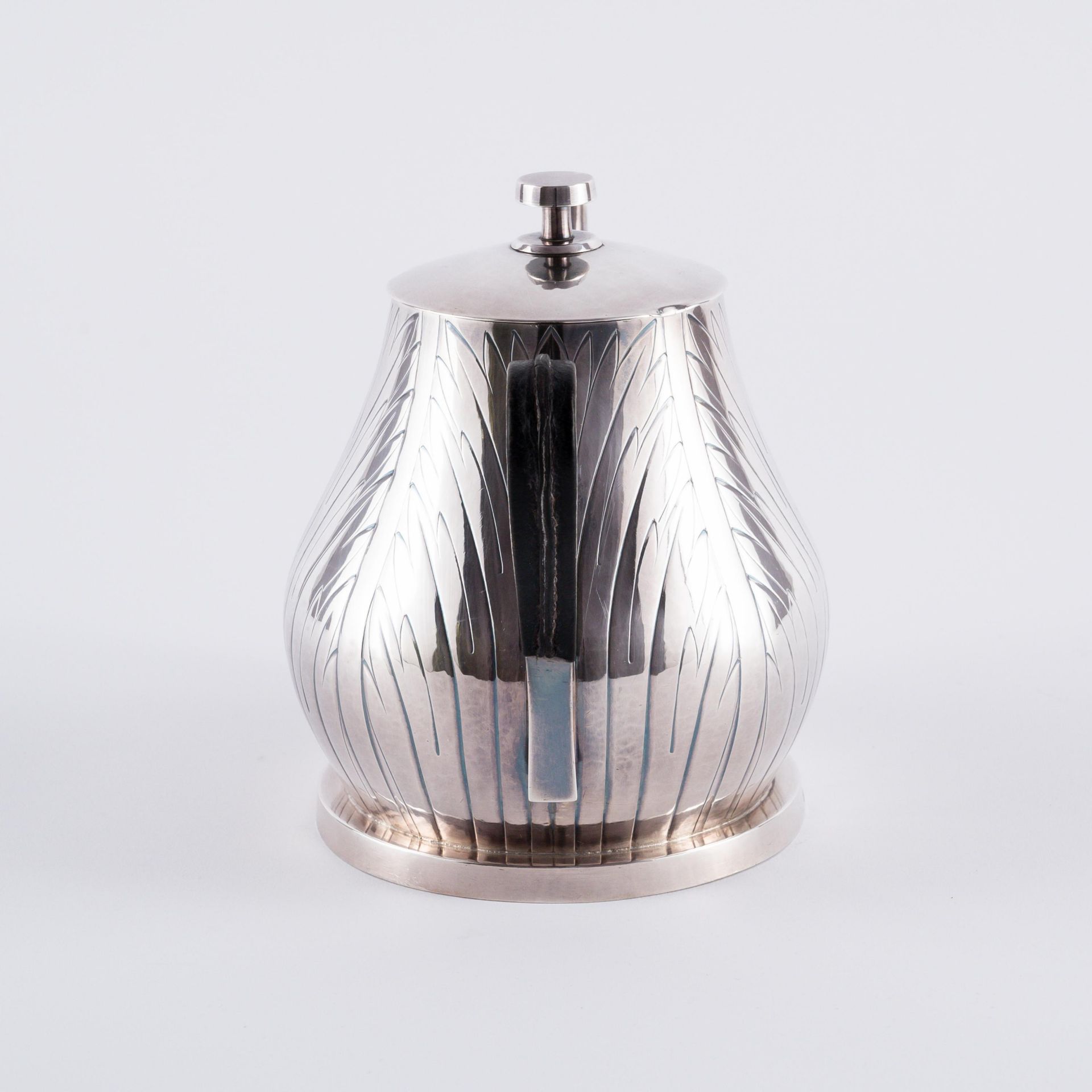 Emil Lettré: FOUR PART SILVER COFFEE AND TEA SERVICE - Image 9 of 18