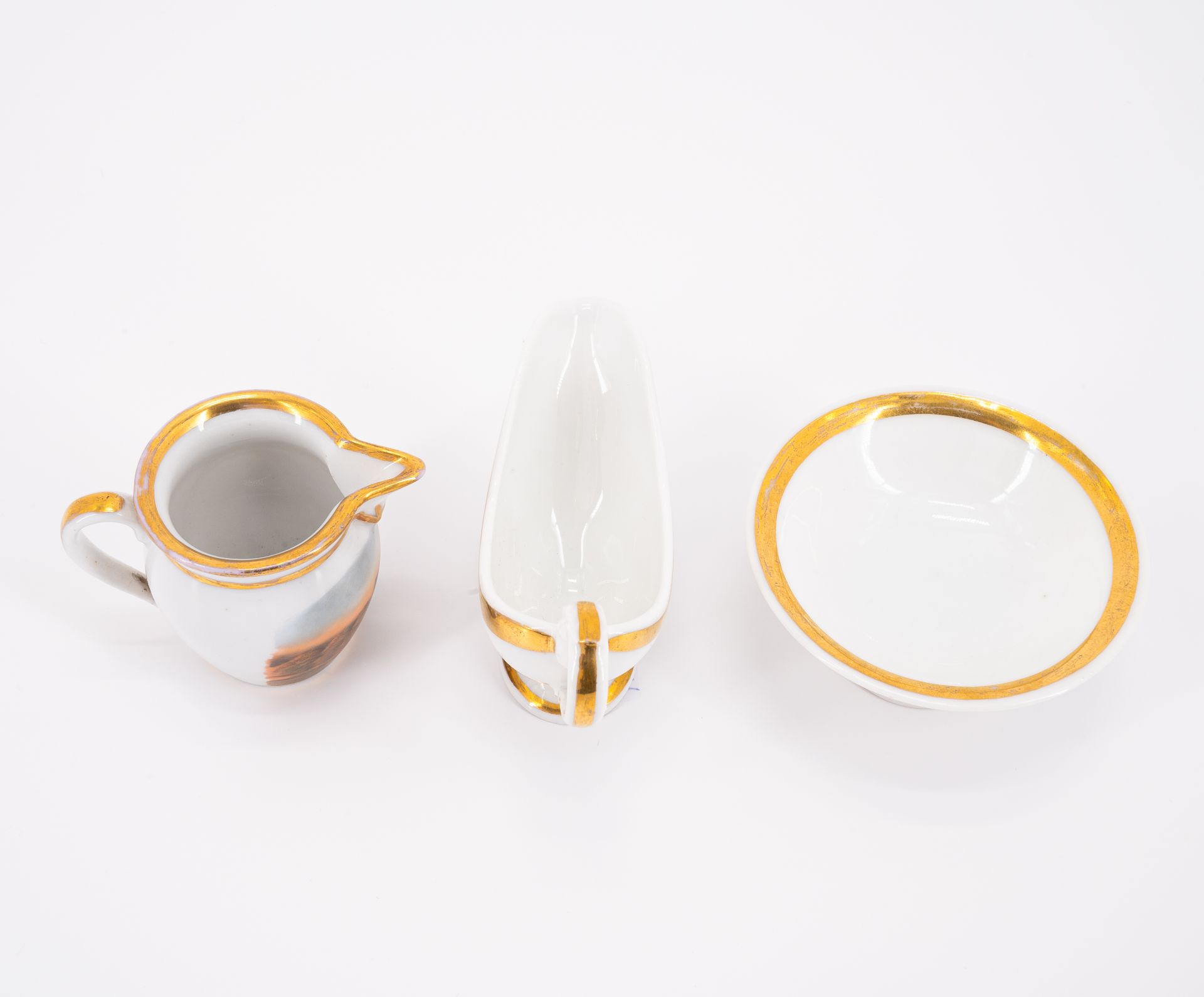 ENSEMBLE OF A PORCELAIN MINIATURE SERVICE WITH GILT EDGING AND MINIATURE COFFEE SERVICE WITH LANDSCA - Image 6 of 13