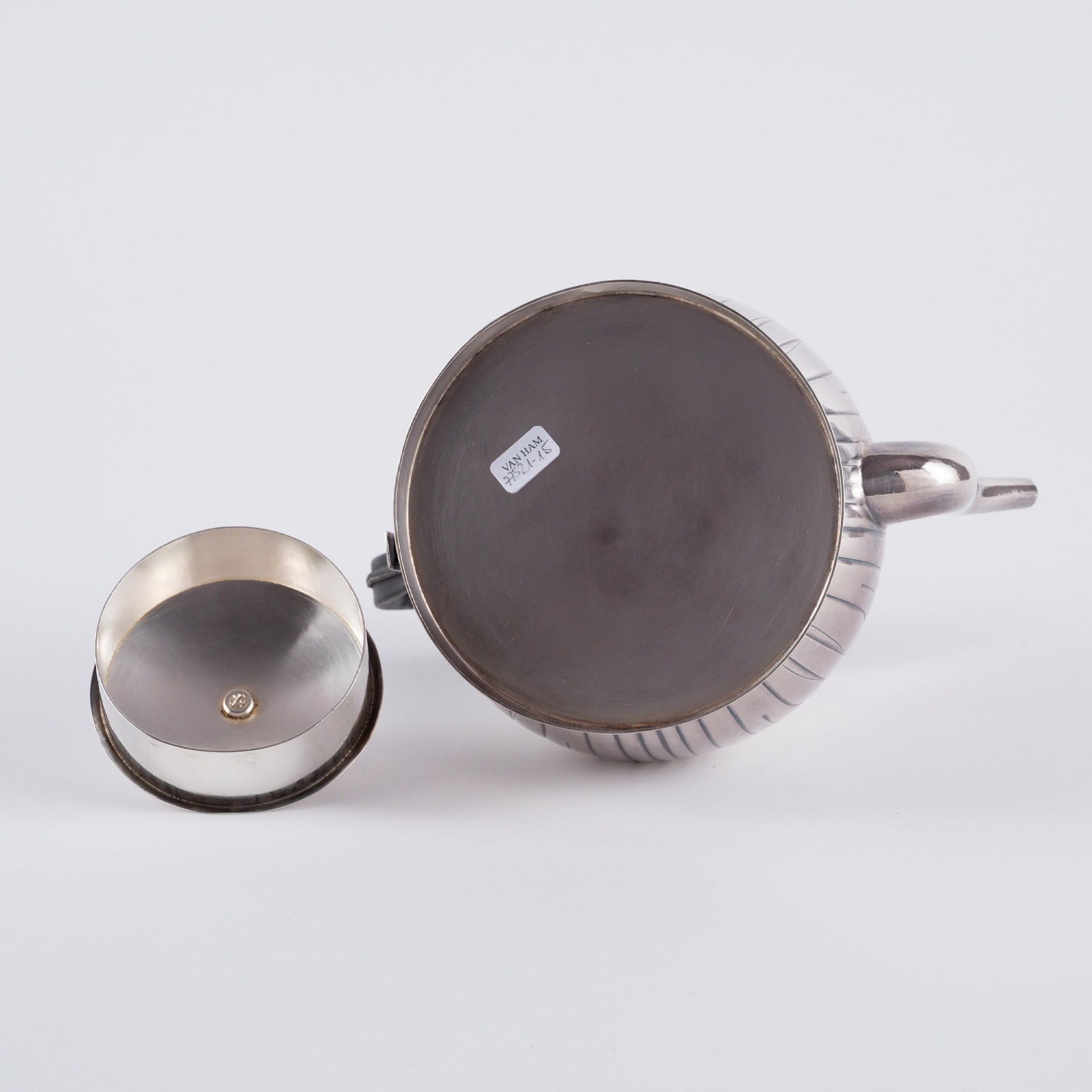 Emil Lettré: FOUR PART SILVER COFFEE AND TEA SERVICE - Image 11 of 18