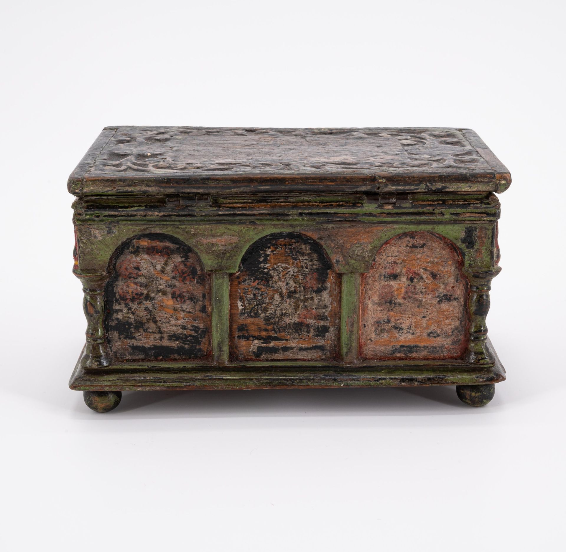 MINIATURE BEECH WOOD CHEST - Image 3 of 7