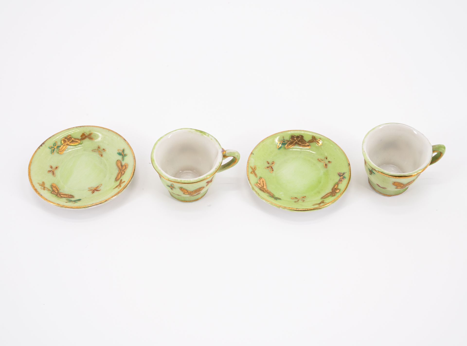 Germany: CERAMIC MINIATURE DINNER SERVICE AND PORCELAIN MINIATURE TEASERVICE - Image 10 of 16