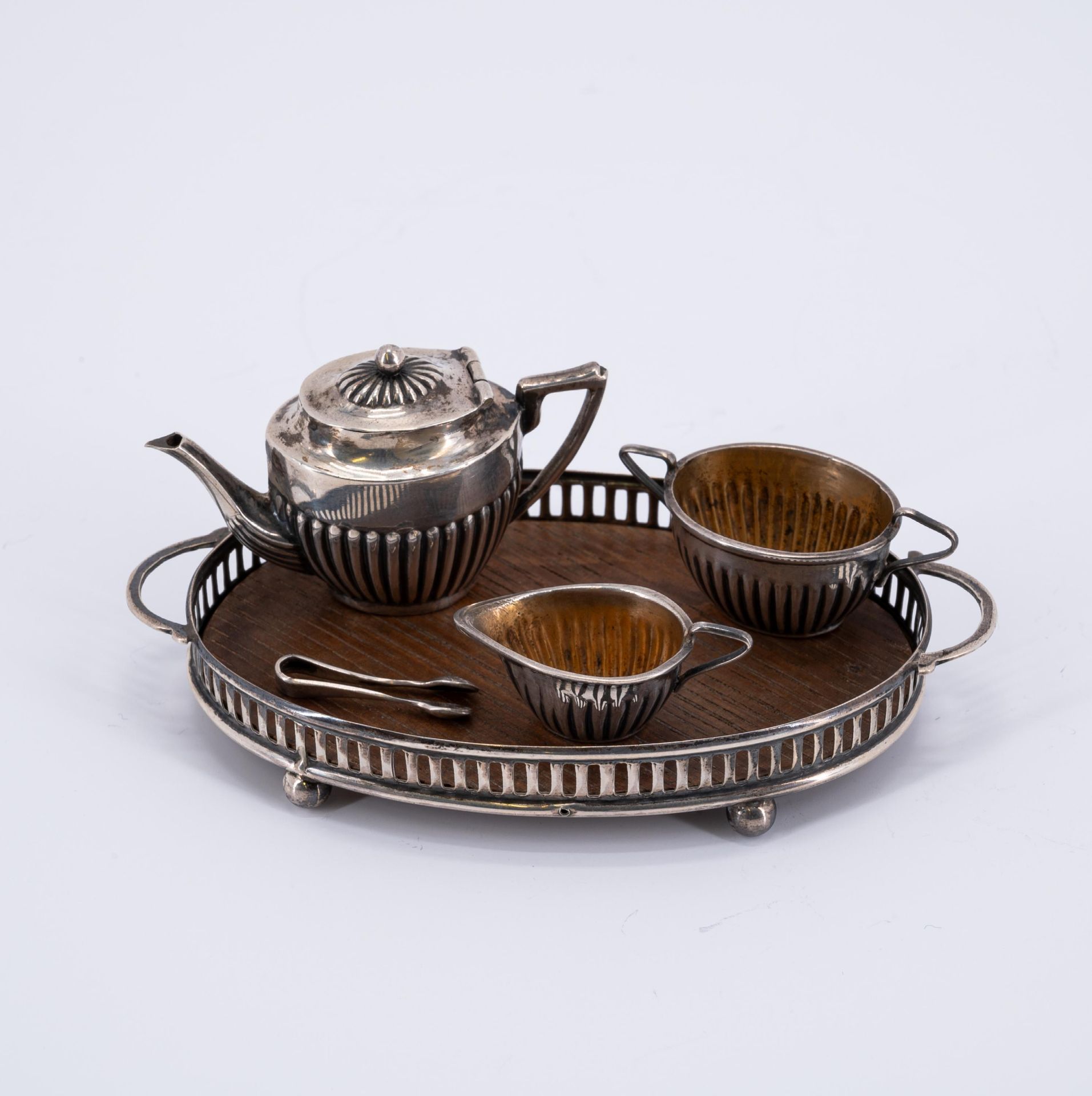 THREE SILVER MINIATURE SERVICE - Image 4 of 8