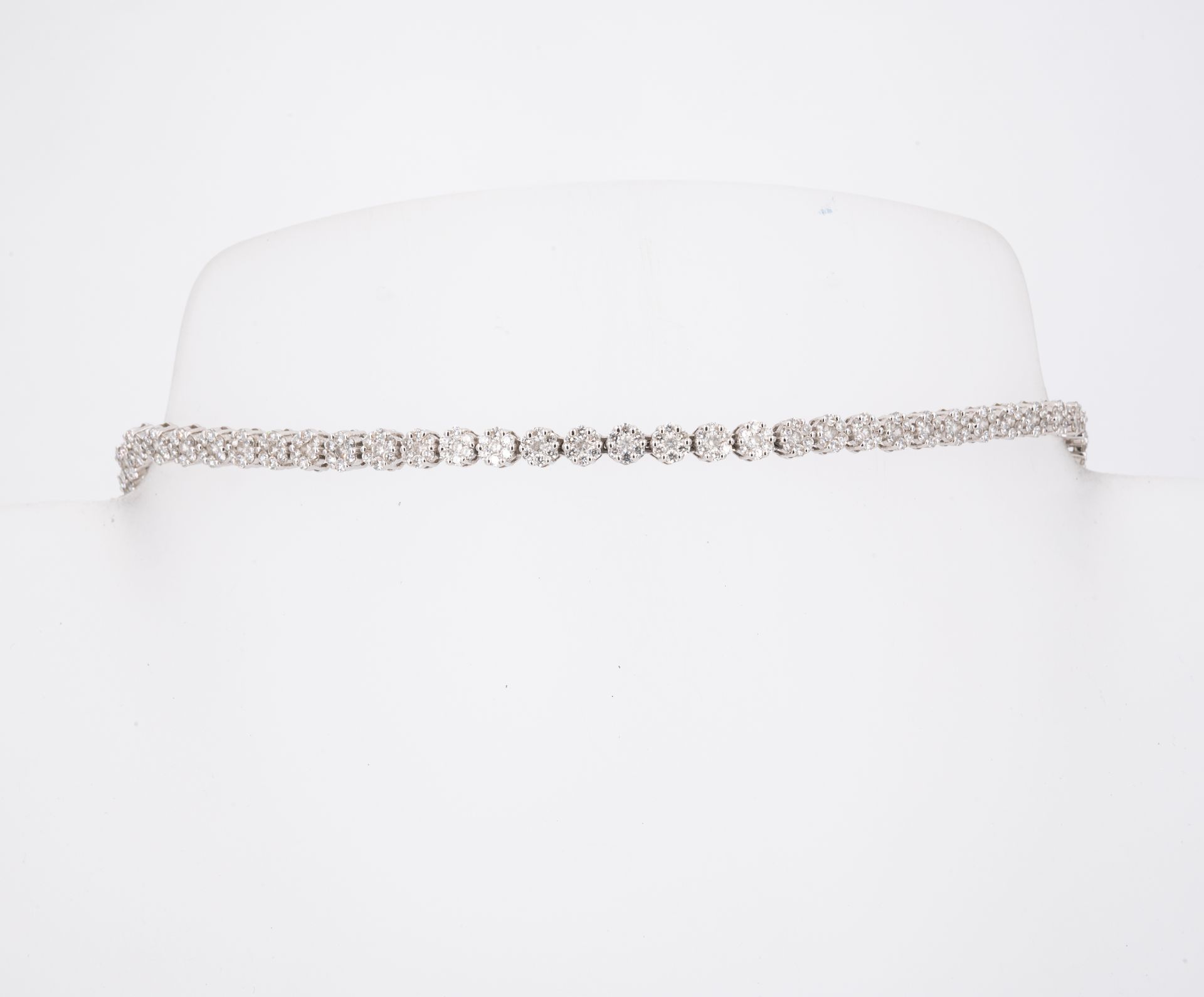 Diamond-Necklace - Image 3 of 4