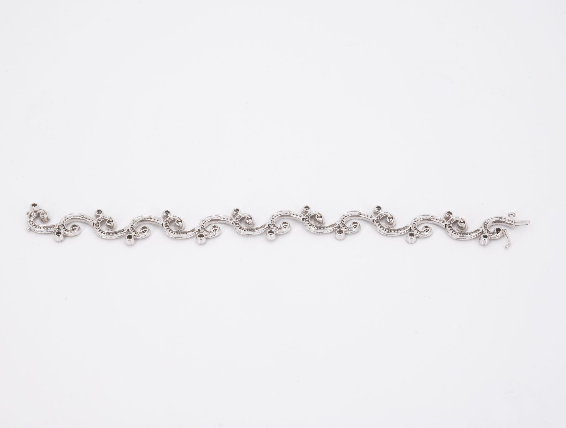 Diamond-SetNecklace and Bracelet - Image 5 of 5