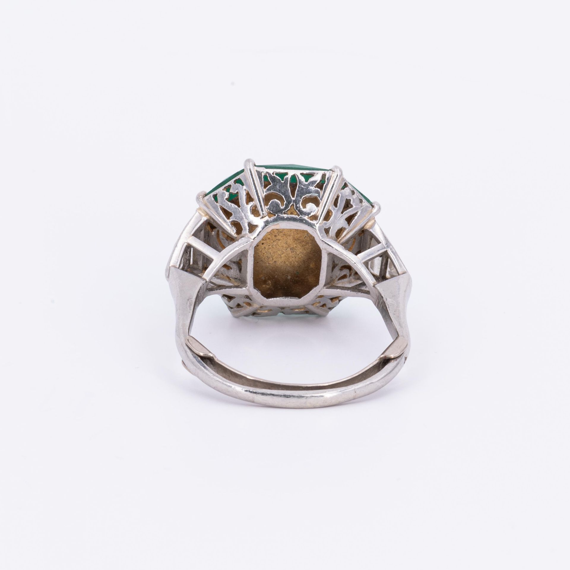 Emerald-Diamond-Ring - Image 3 of 6