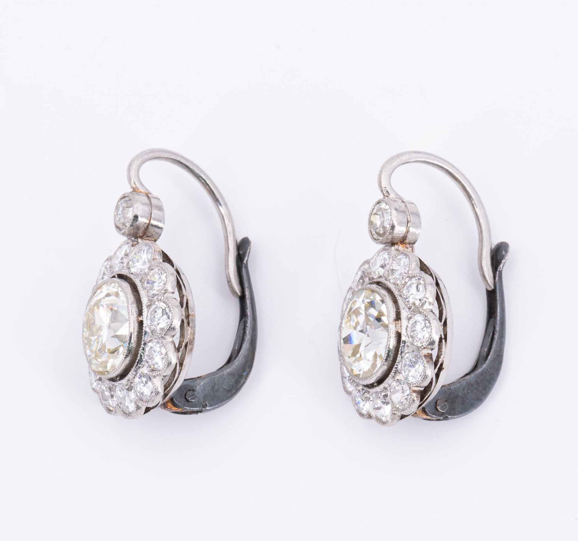 Historic-Diamond-Ear Jewelery - Image 2 of 4