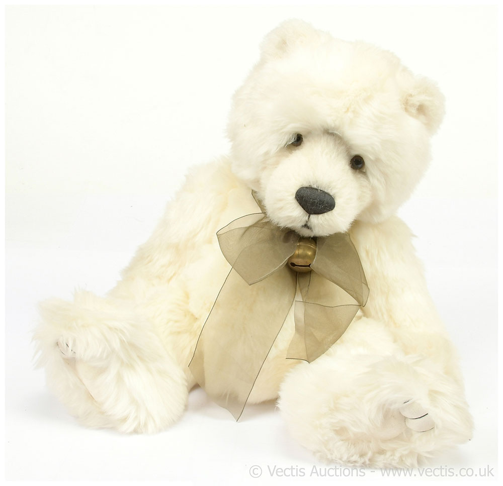 Charlie Bears Mercedes polar bear, CB 604659B