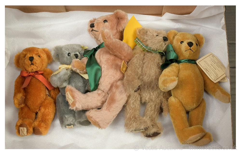 GRP inc Dean's Rag Book teddy bears