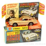 Corgi 261 "James Bond" - Aston Martin DB5