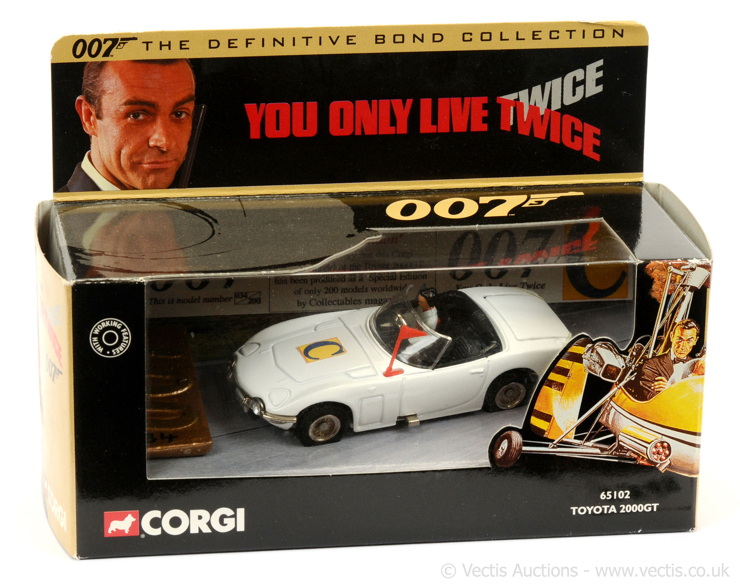 Corgi 65102 - "James Bond" - "Collectables