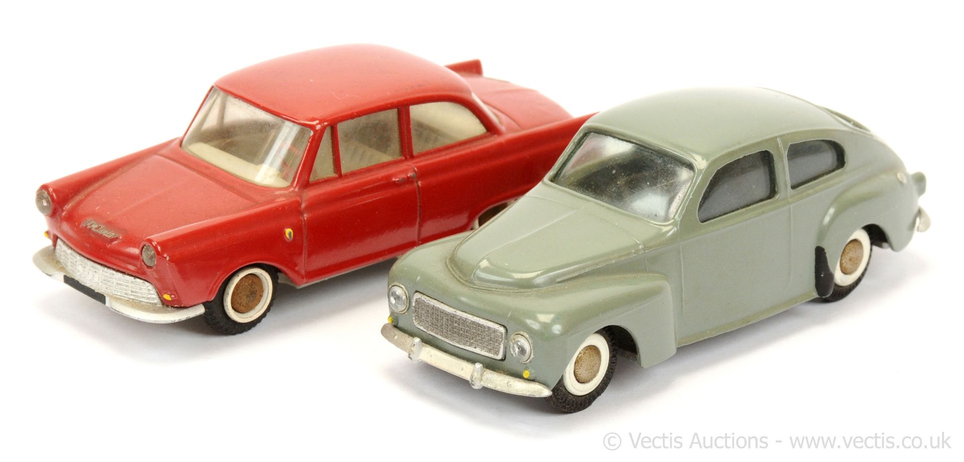 PAIR inc Tekno unboxed (1) 822 Volvo PV544