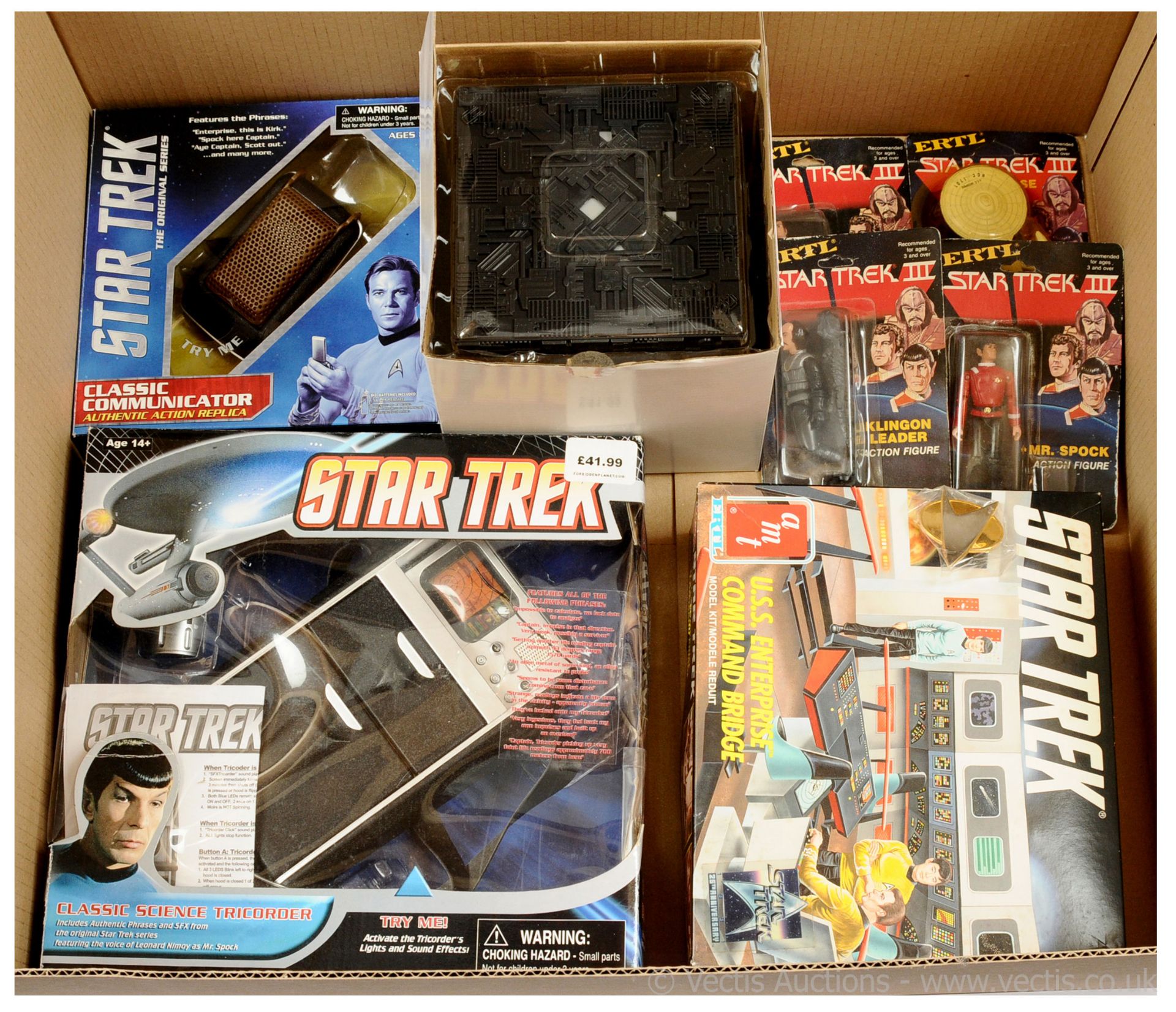 GRP inc Selection of Star Trek collectables AMT