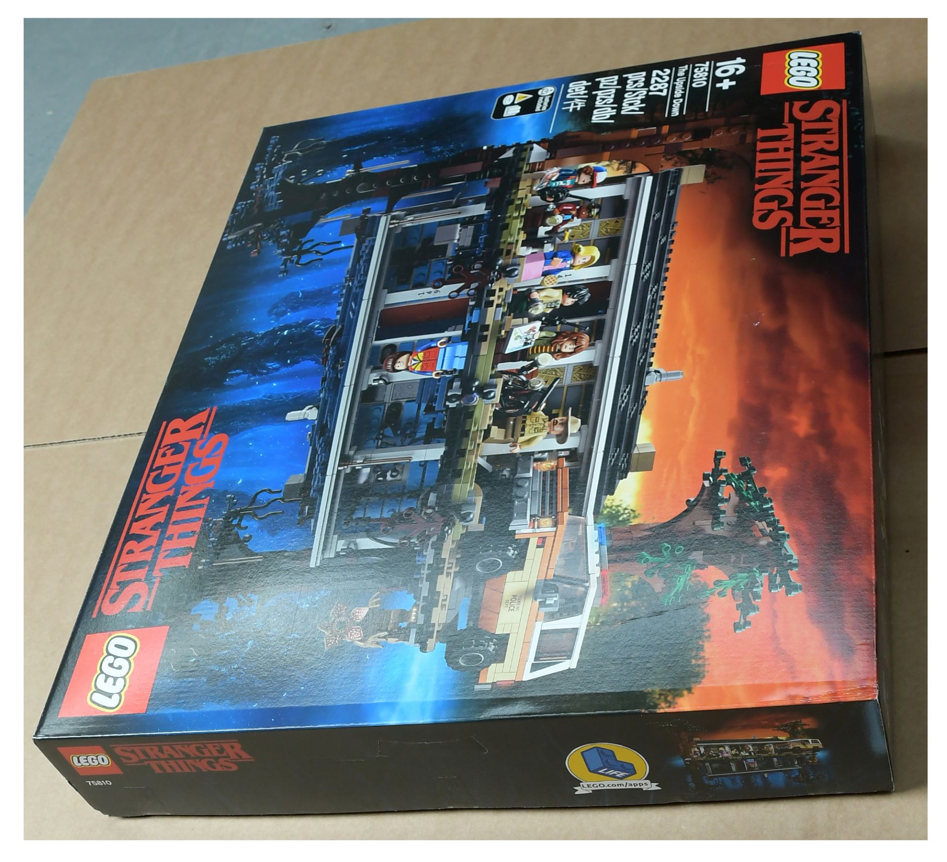 Lego Stranger Things The Upside Down, set - Image 3 of 3