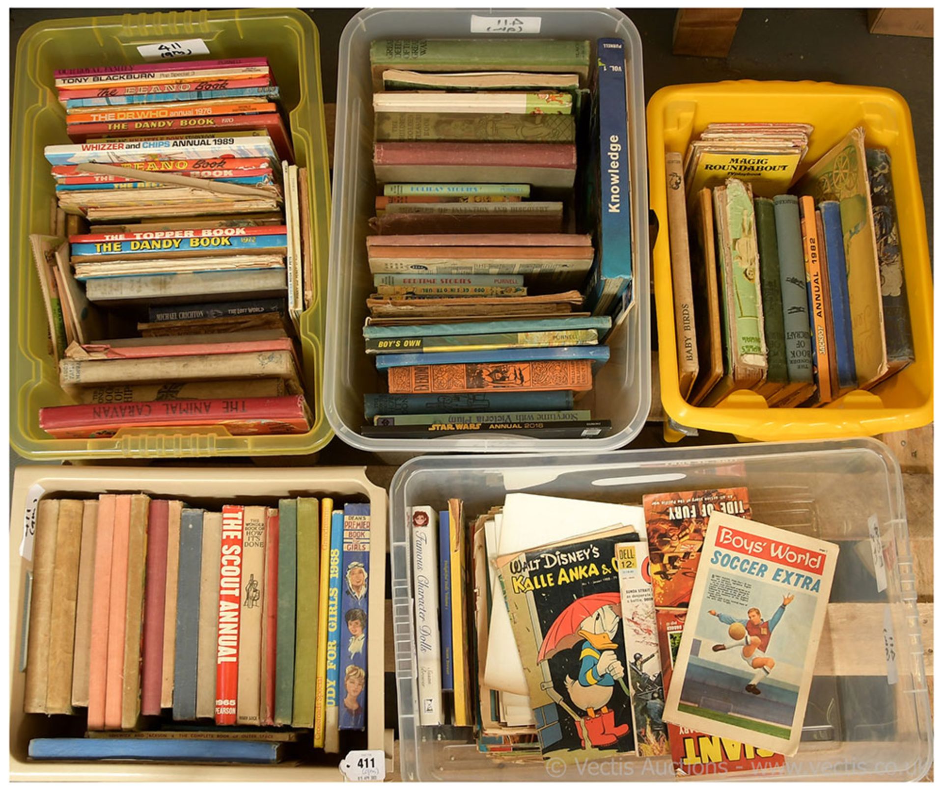 Large quantity of children's books, annuals