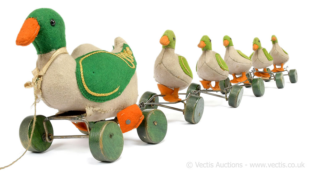 Steiff Duck Chain 1917-1925 felt toy, German