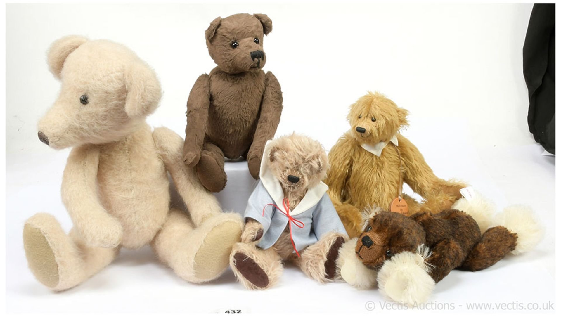 GRP inc Collection of five artist designed teddy