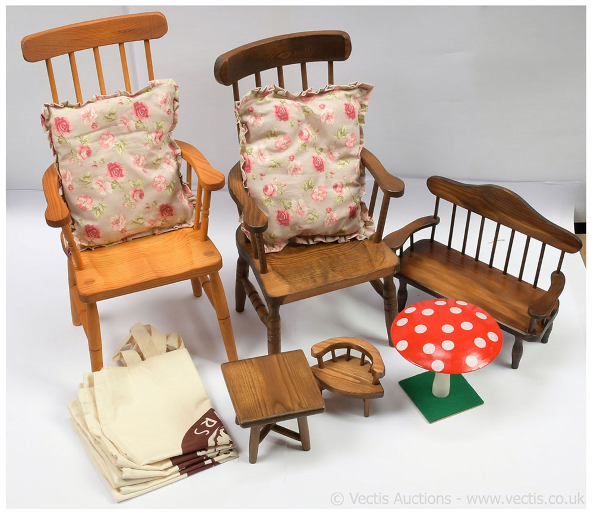 GRP inc Dolls wooden furniture x six