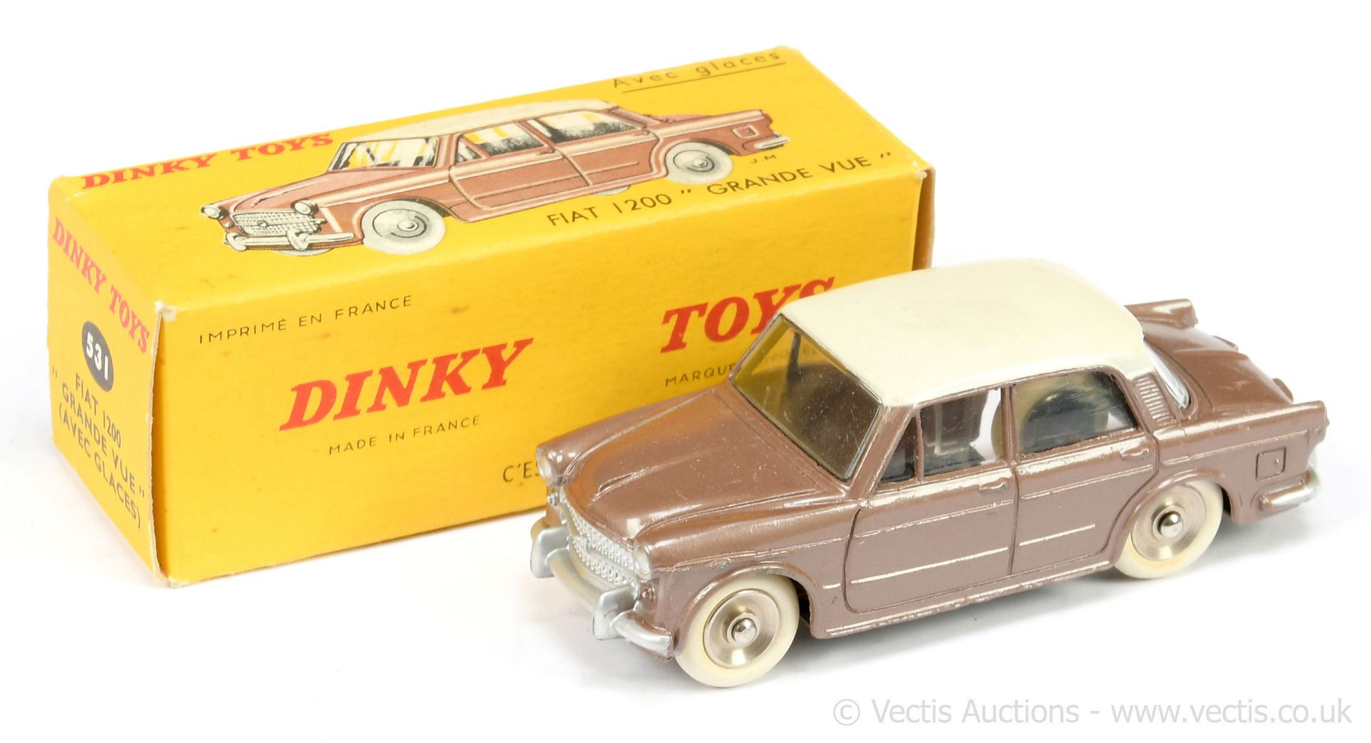 French Dinky 531 Fiat 1200 "Grande Vue"