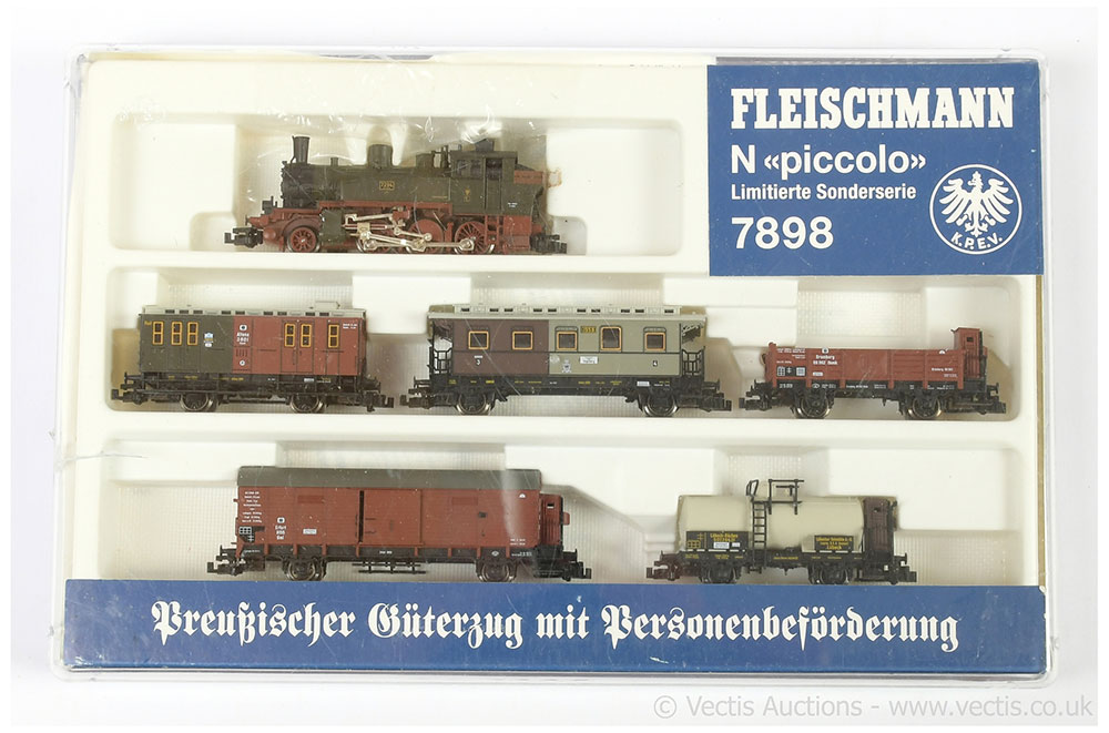 Wagon Fleischmann Piccolo – 2 étages SPARDA BANK – 2e Classe – Réf 95 5122K