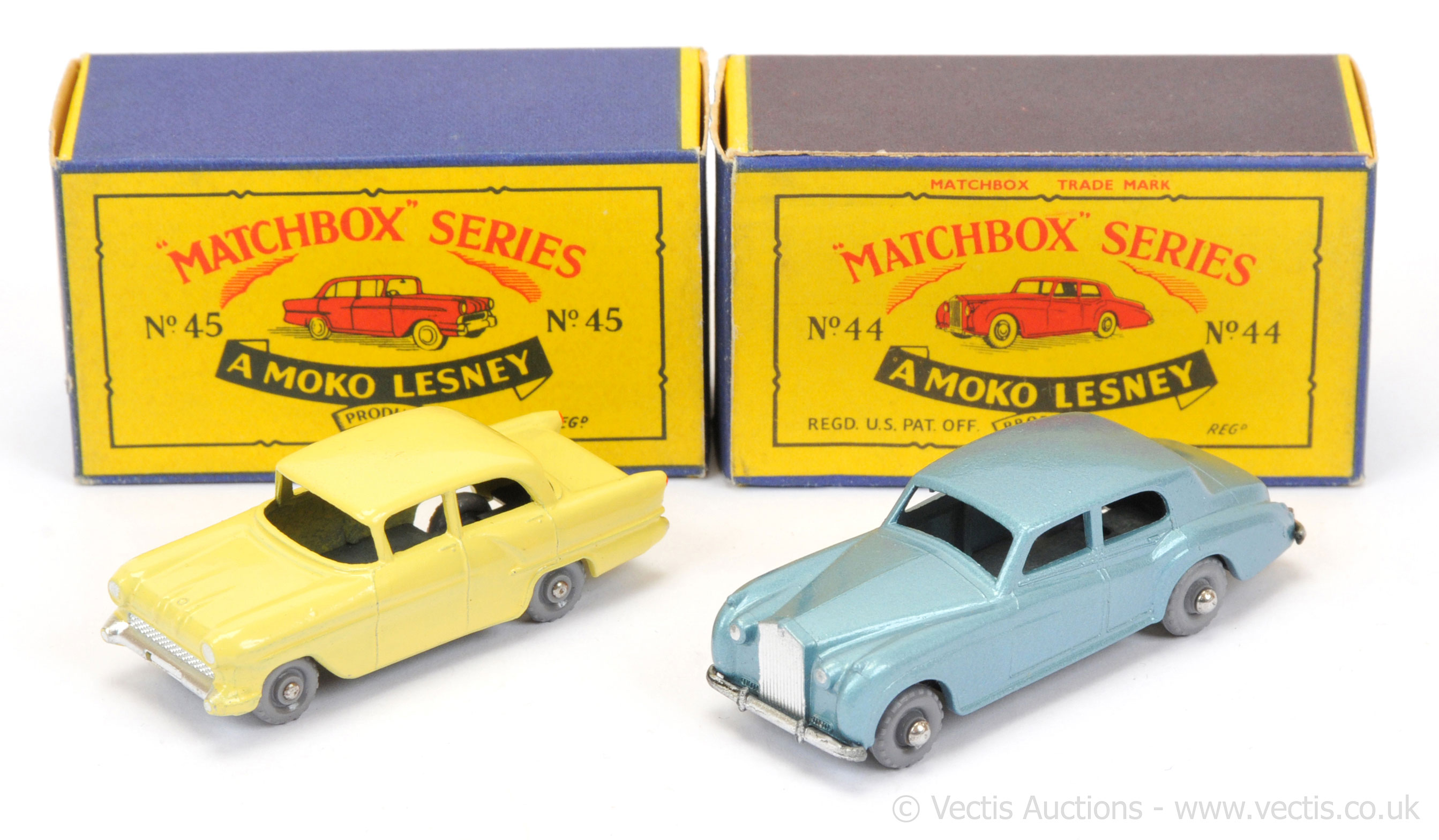 PAIR inc Matchbox Regular Wheels British Cars