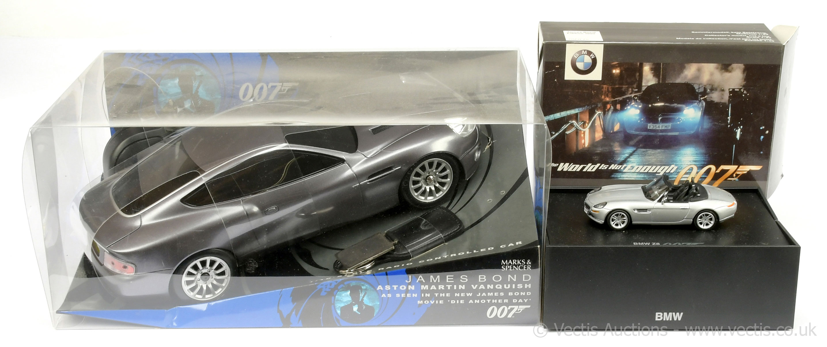 PAIR inc Kyosho "James Bond" BMW Z8 (1/43rd