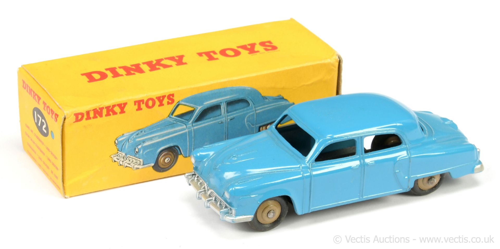 Dinky 172 Studebaker Land Cruiser - mid-blue