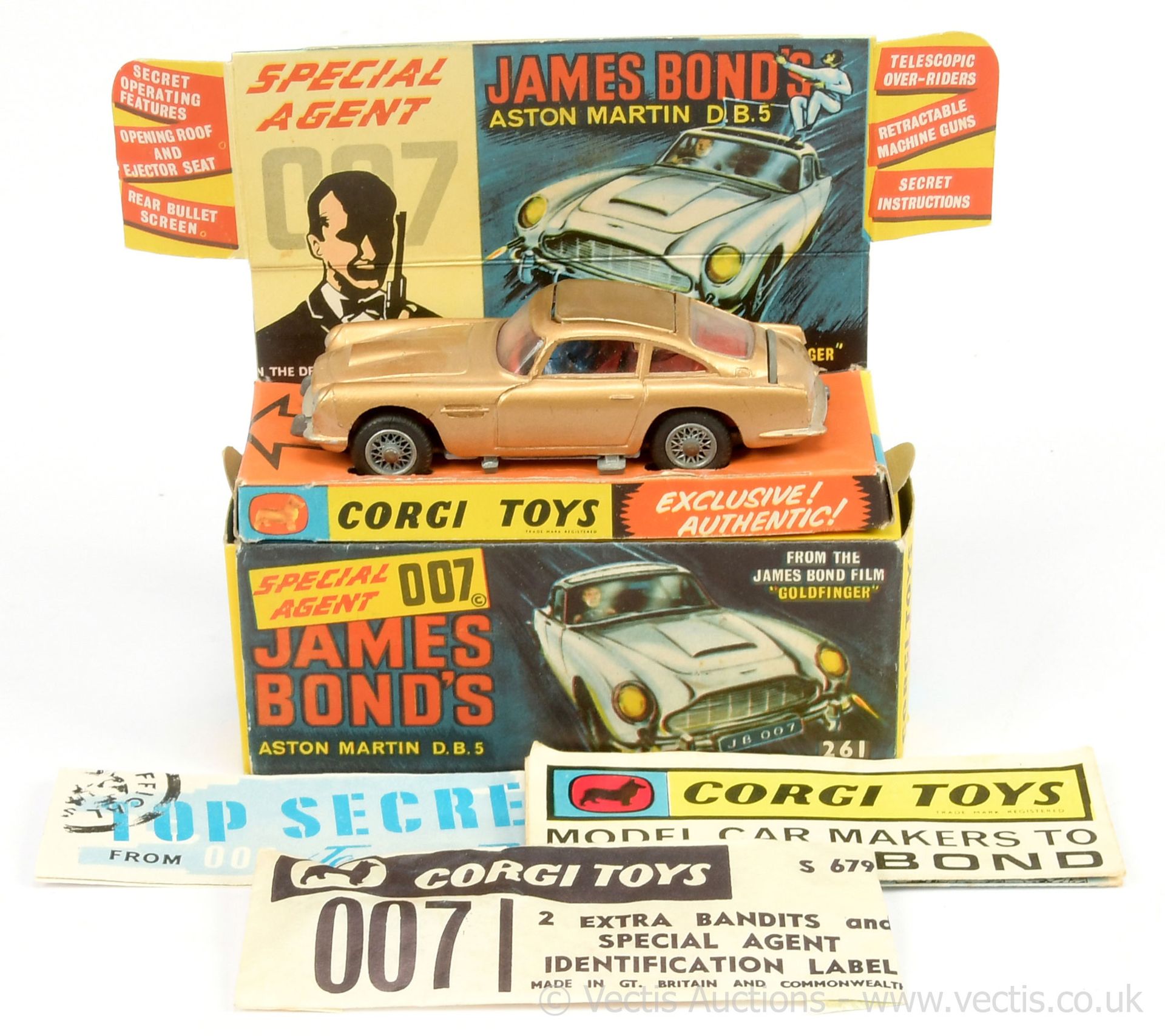 Corgi 261 "James Bond" Aston Martin DB5