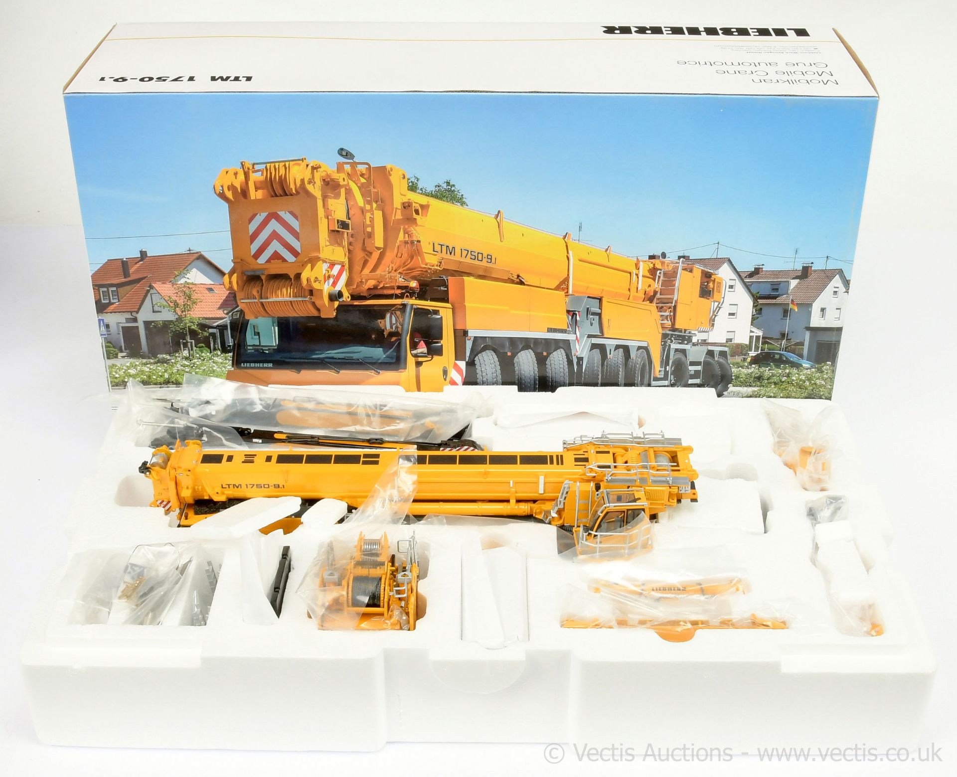 WSI Models 52-2019 Liebherr LTM-1750 Mobile