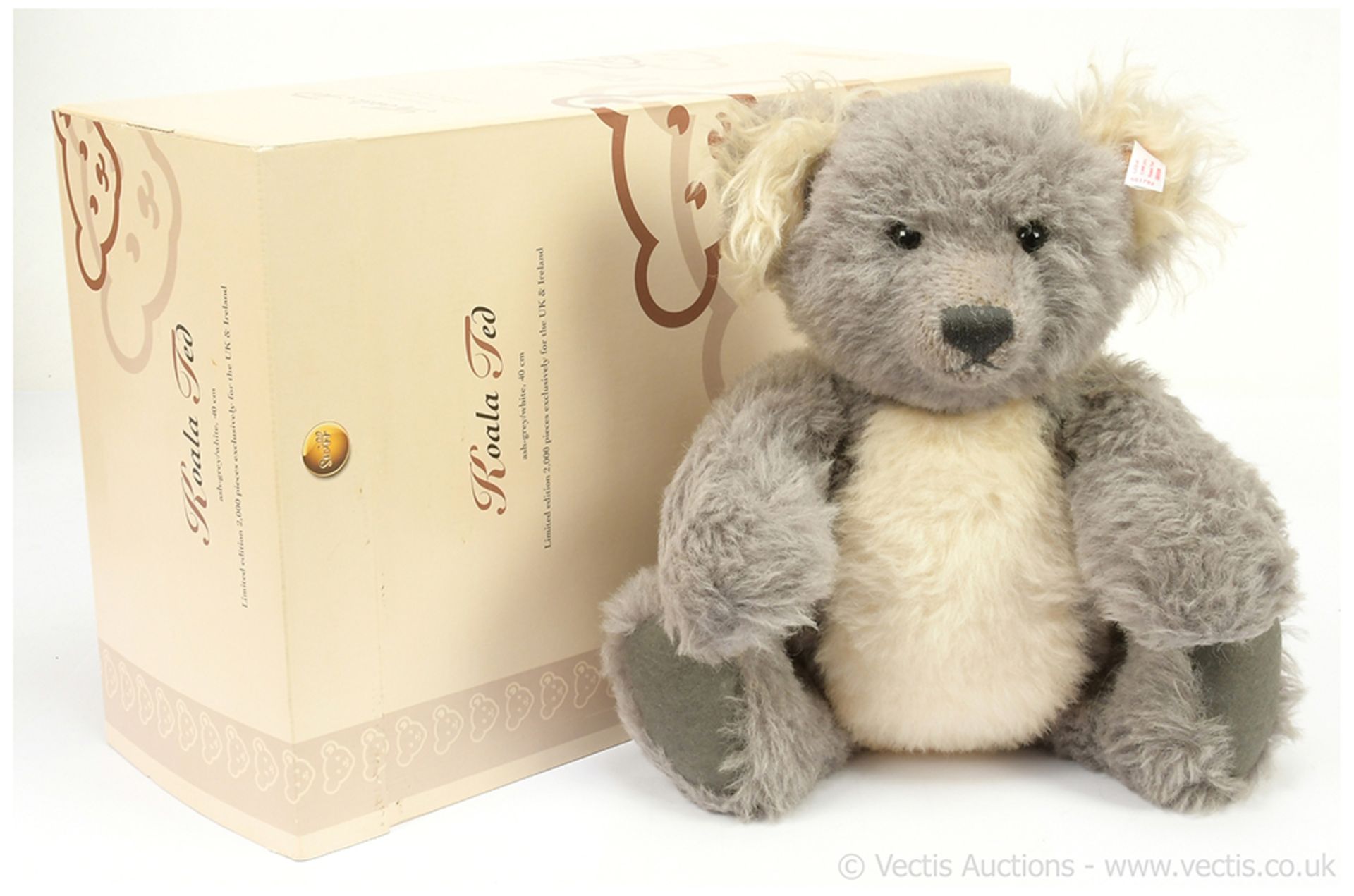 Steiff alpaca Koala Ted, ash grey and white