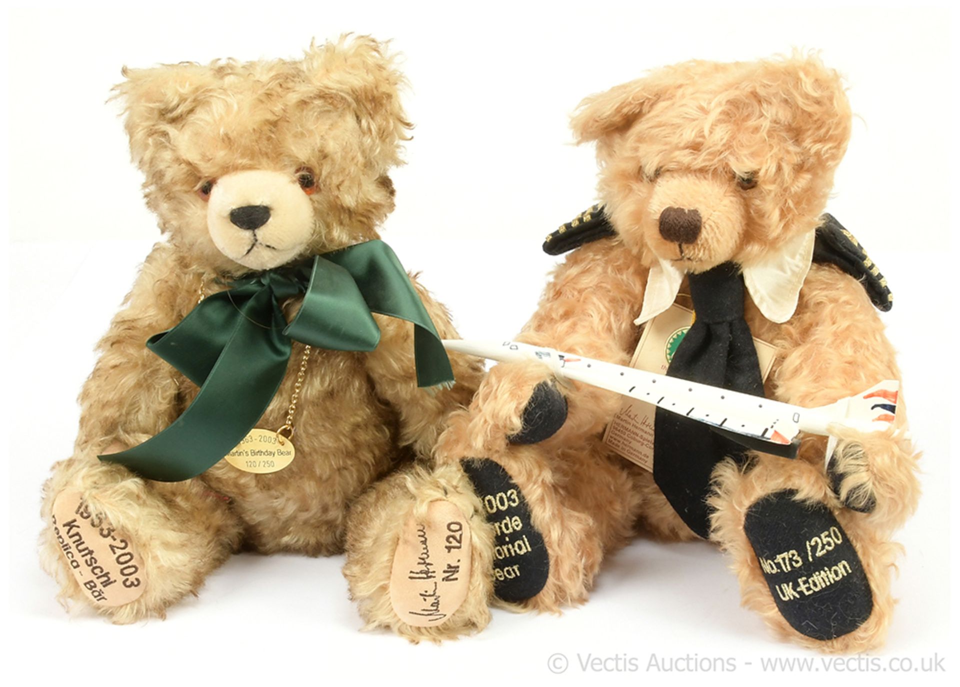 PAIR inc Hermann-Spielwaren teddy bears x two