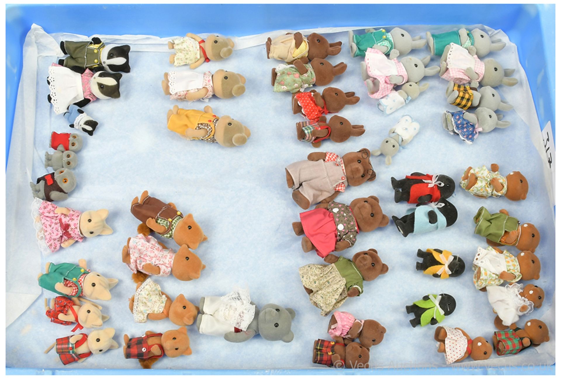 GRP inc Quantity of loose Sylvanian families