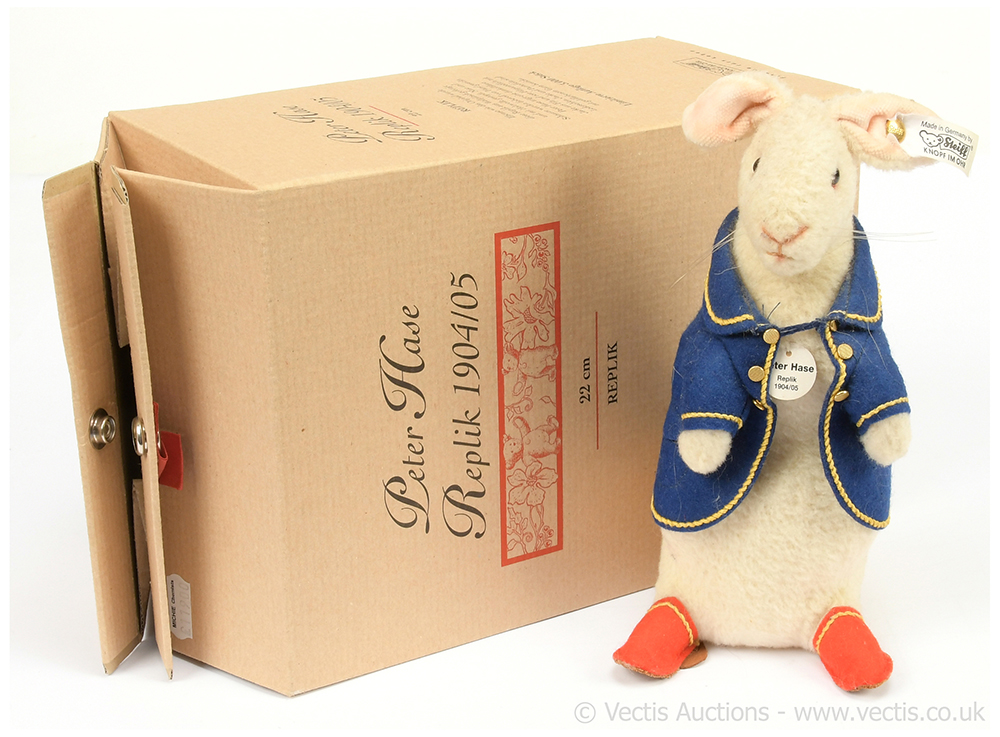 Steiff Peter Rabbit Beatrix Potter replica