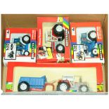 GRP inc Britains, boxed of 1:32 scale Tractor