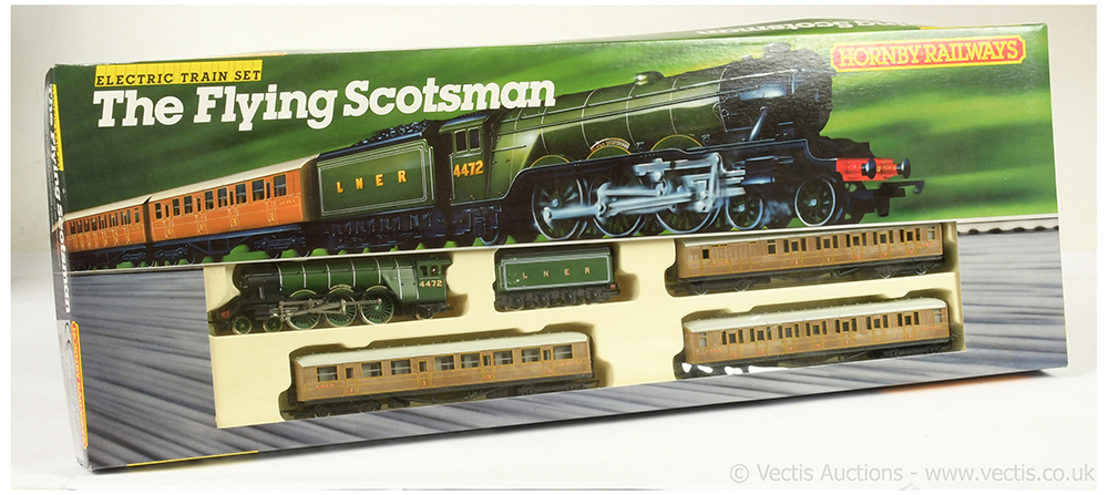 PAIR inc Hornby Railways Train Sets R1004 "The