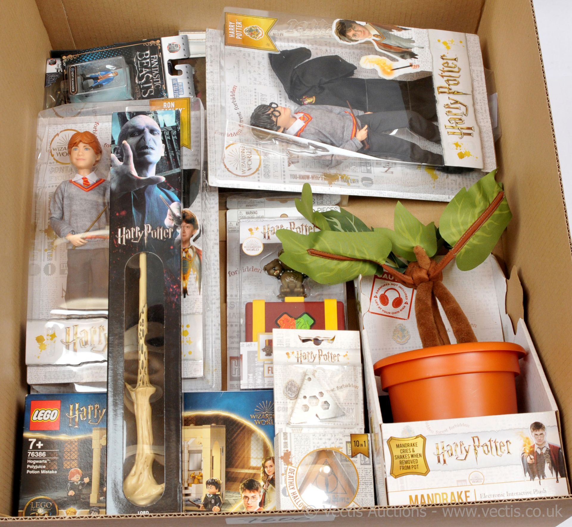 QTY inc Quantity of Harry Potter collectables