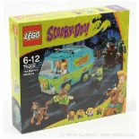 Lego Scooby-Doo! The Mystery Machine set 75902