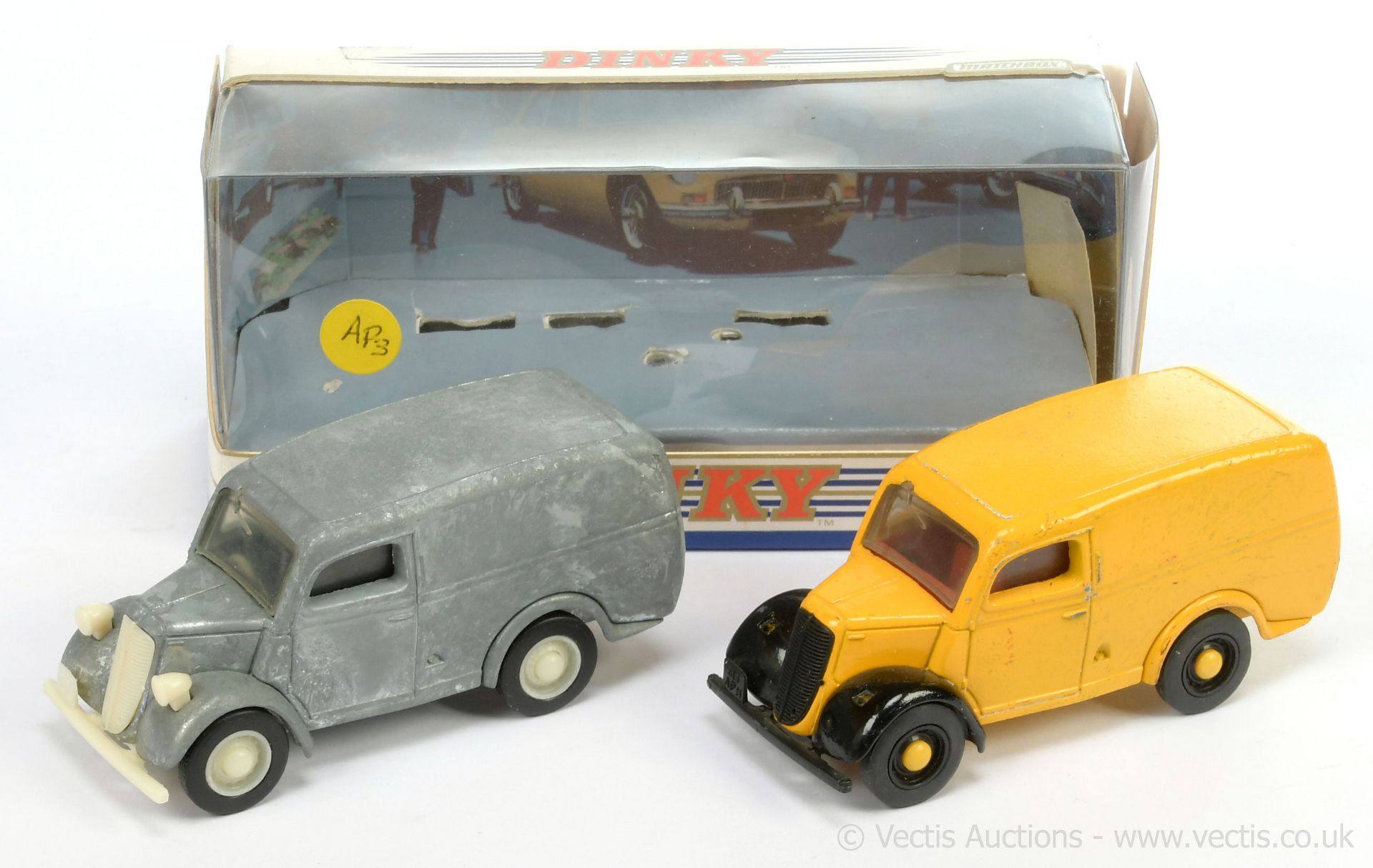 Matchbox The Dinky Collection DY4 1950 Ford E83W
