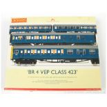 Hornby (China) R2946 BR blue Class 423 (4VEP)