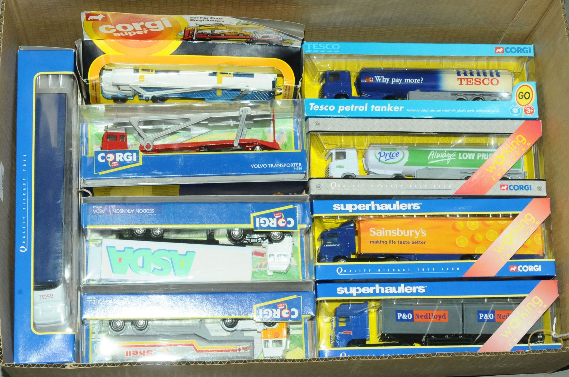 GRP inc Corgi, boxed Commercials "Superhaulers"