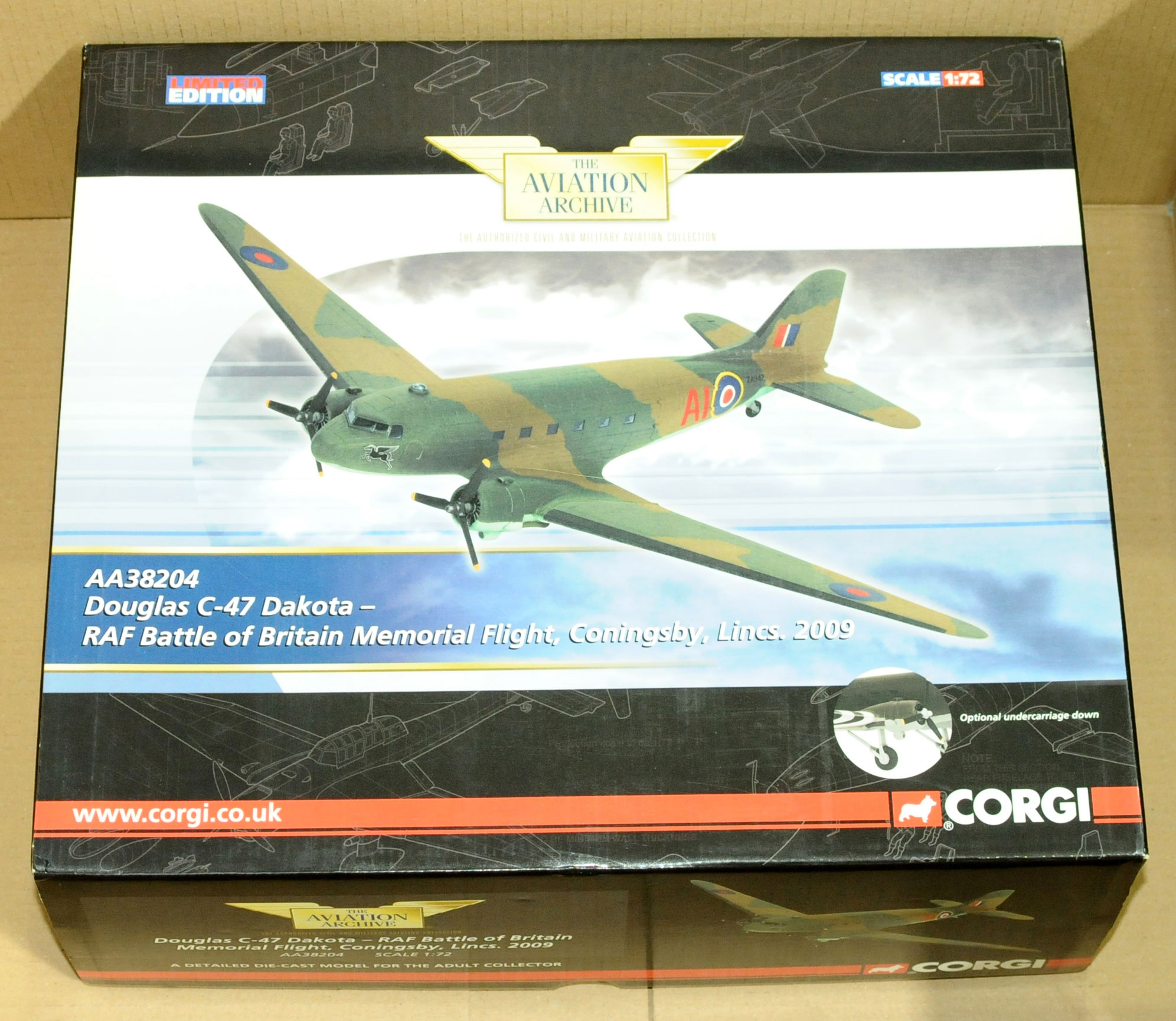 Corgi boxed Aviation Archive 1/72 scale AA38204