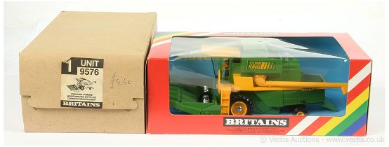 Britains 9576 - Corn King Combine Harvester -