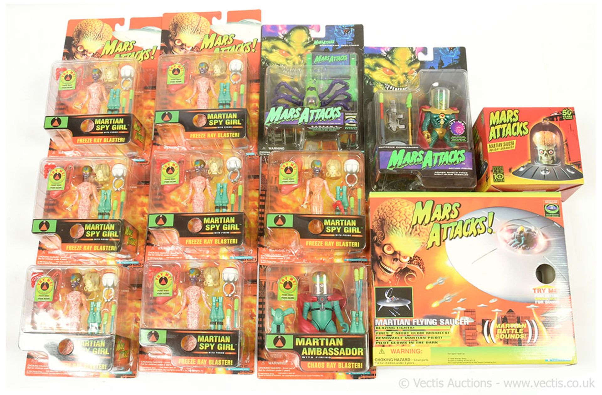 Quantity of Trendmasters Mars Attacks figures x