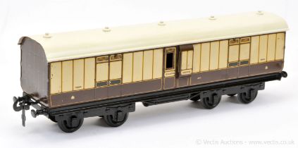 Carette Gauge 1 LNWR Full Brake Coach No.1334.