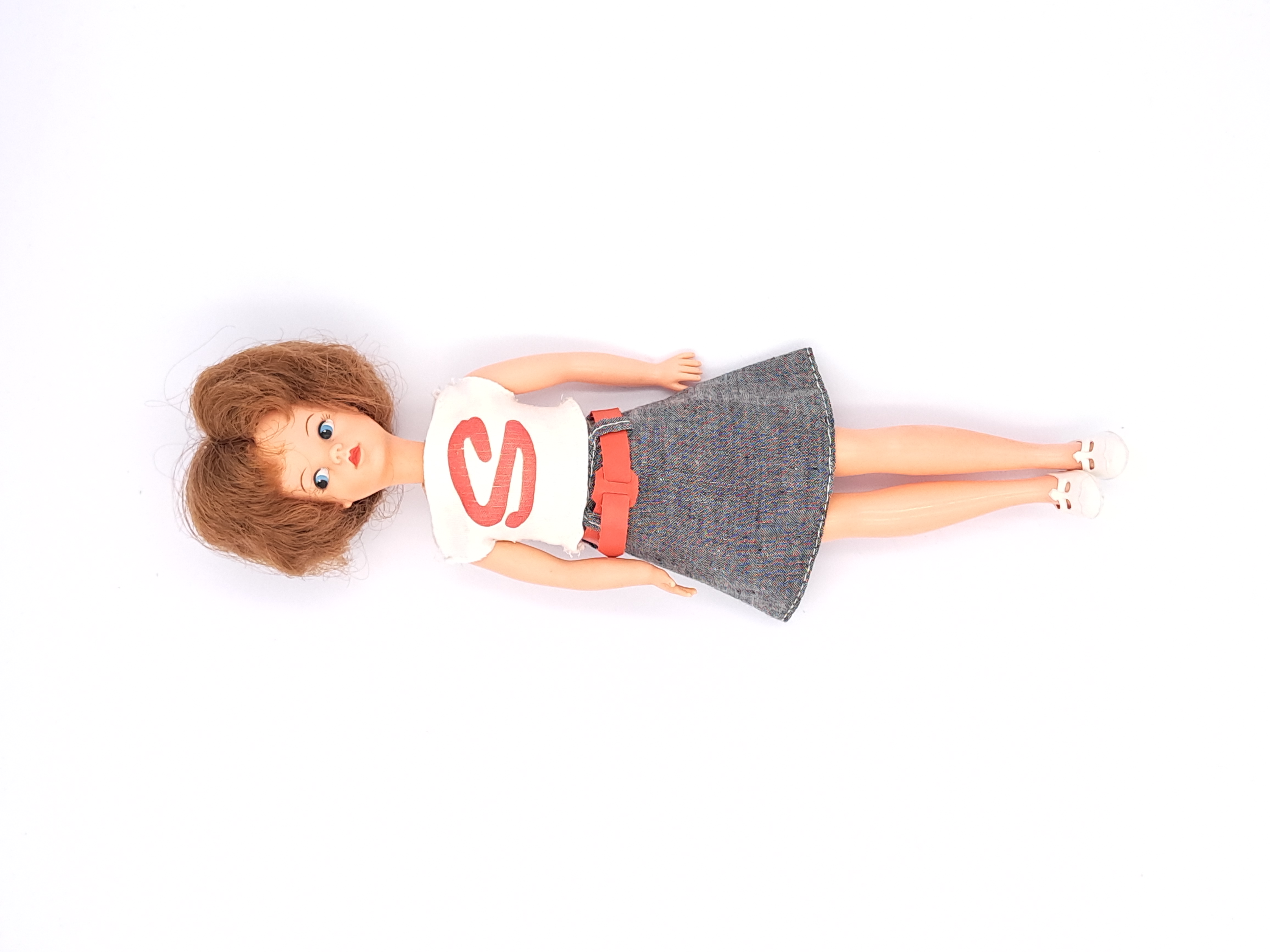 Pedigree mini Sindy vintage Mamselle Fan Club doll, 1967, auburn hair, Good to Good Plus. 