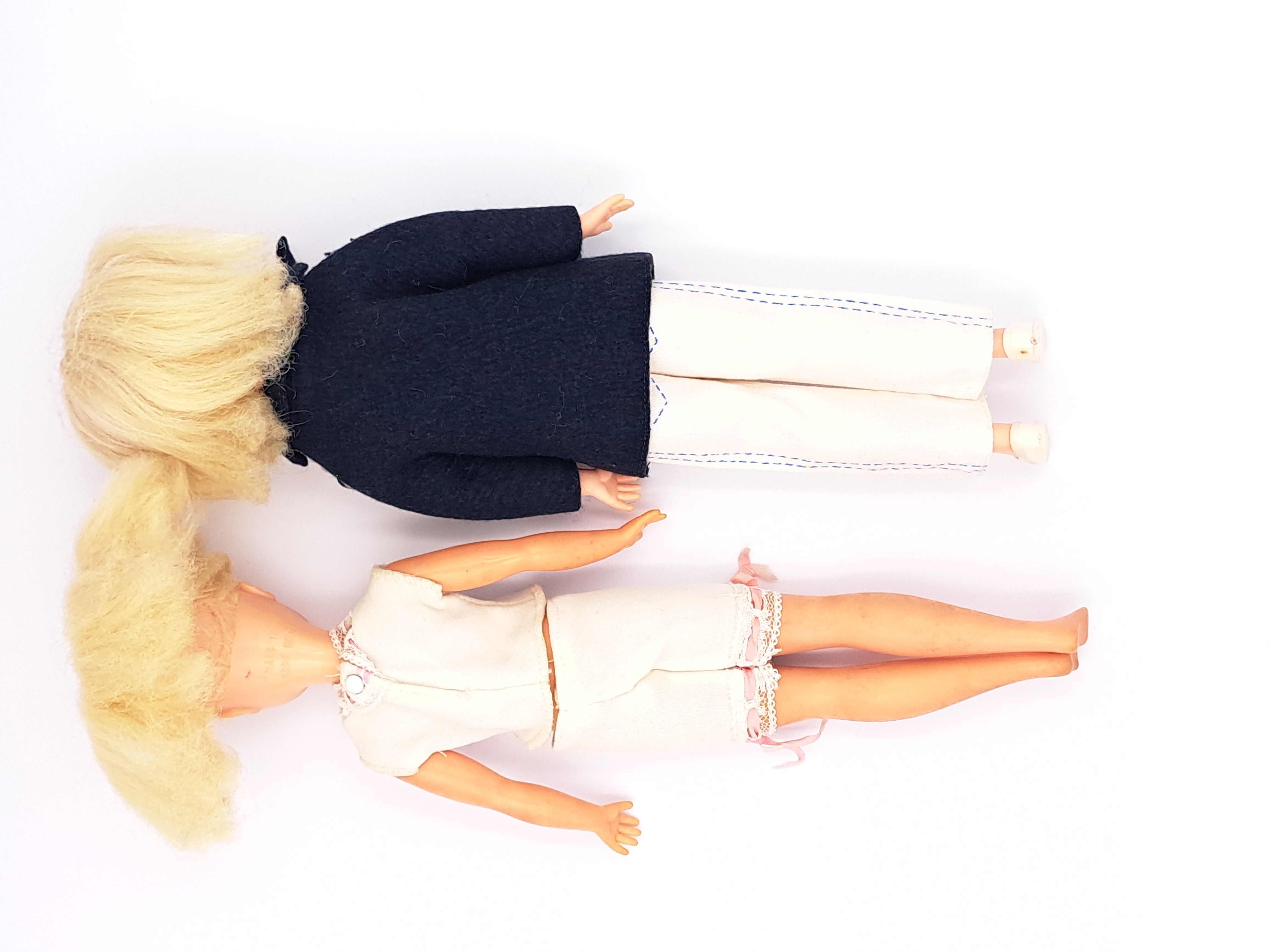 Pedigree Sindy pair of vintage side part hair dolls, 1969, blonde - Image 2 of 4
